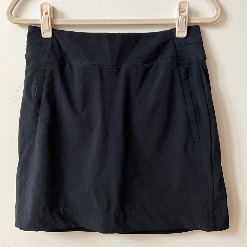Athleta Brooklyn “16 Skort Black Size 4